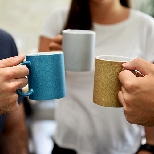 Glitzertasse mit Glitzerpartikeln| Blau